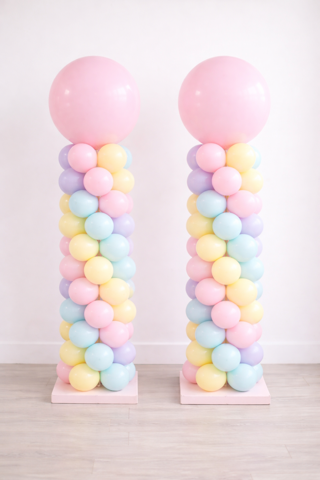 Balloon Columns (Set of 2)